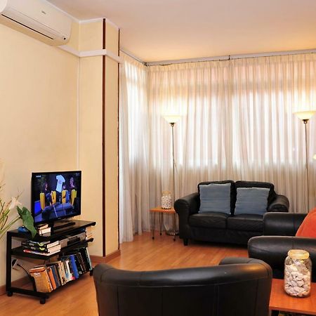 Hostal Bejar Barcelona Ngoại thất bức ảnh