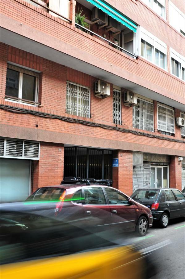 Hostal Bejar Barcelona Ngoại thất bức ảnh